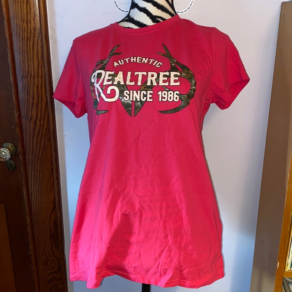Realtree pink logo short sleeve T-shirt size large